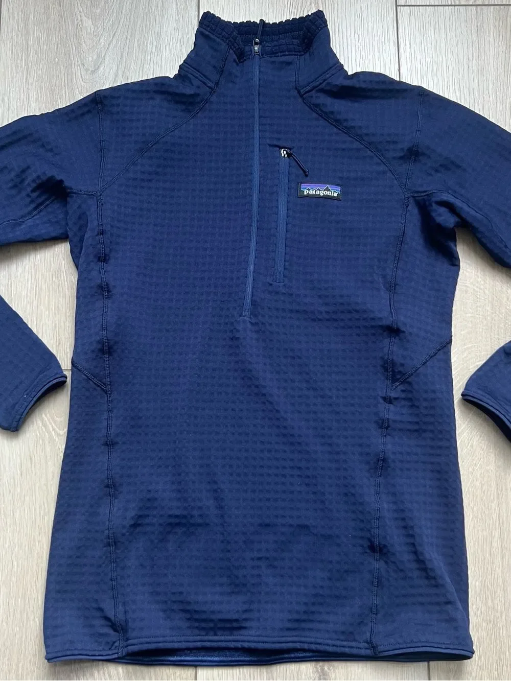 Patagonia Women’s R1 Pullover Navy Blue Textured 1/2 Zip Sweatshirt Size Small